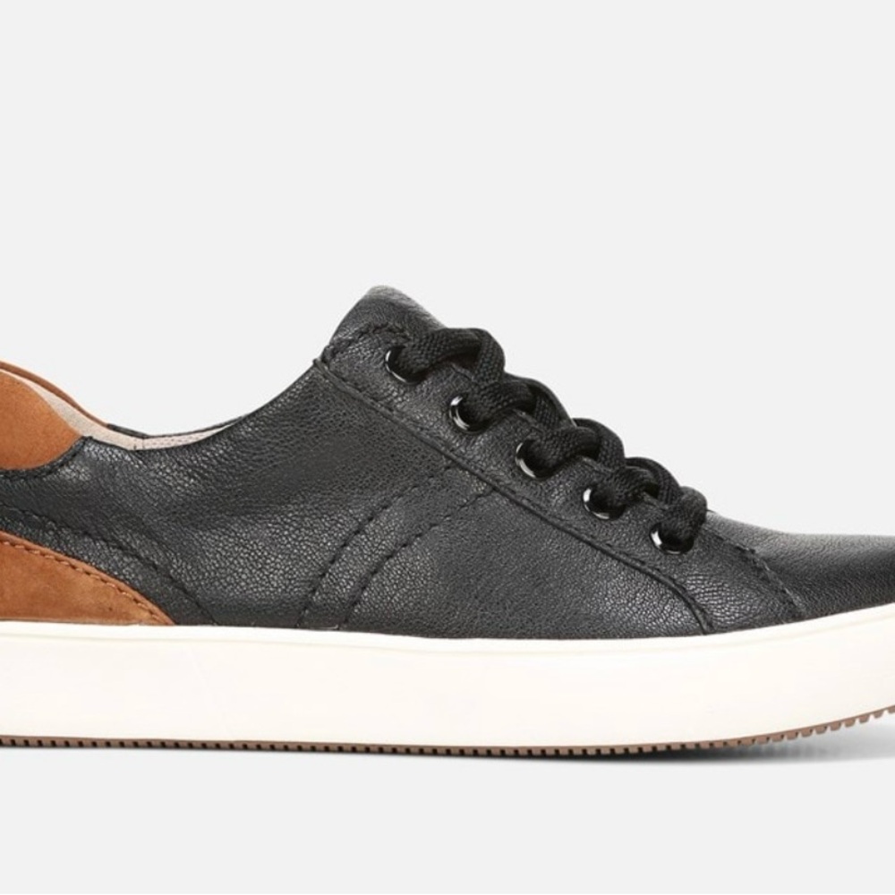 Naturalizer Black and Brown Leather Women's Morrison Sneakers
